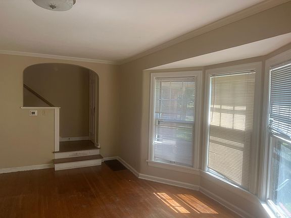 3rd image of 5350 Carrollton Ave