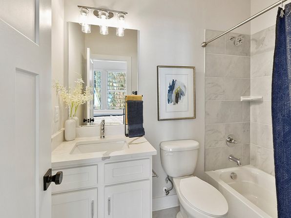 charlotte-north-carolina-448464056 picture