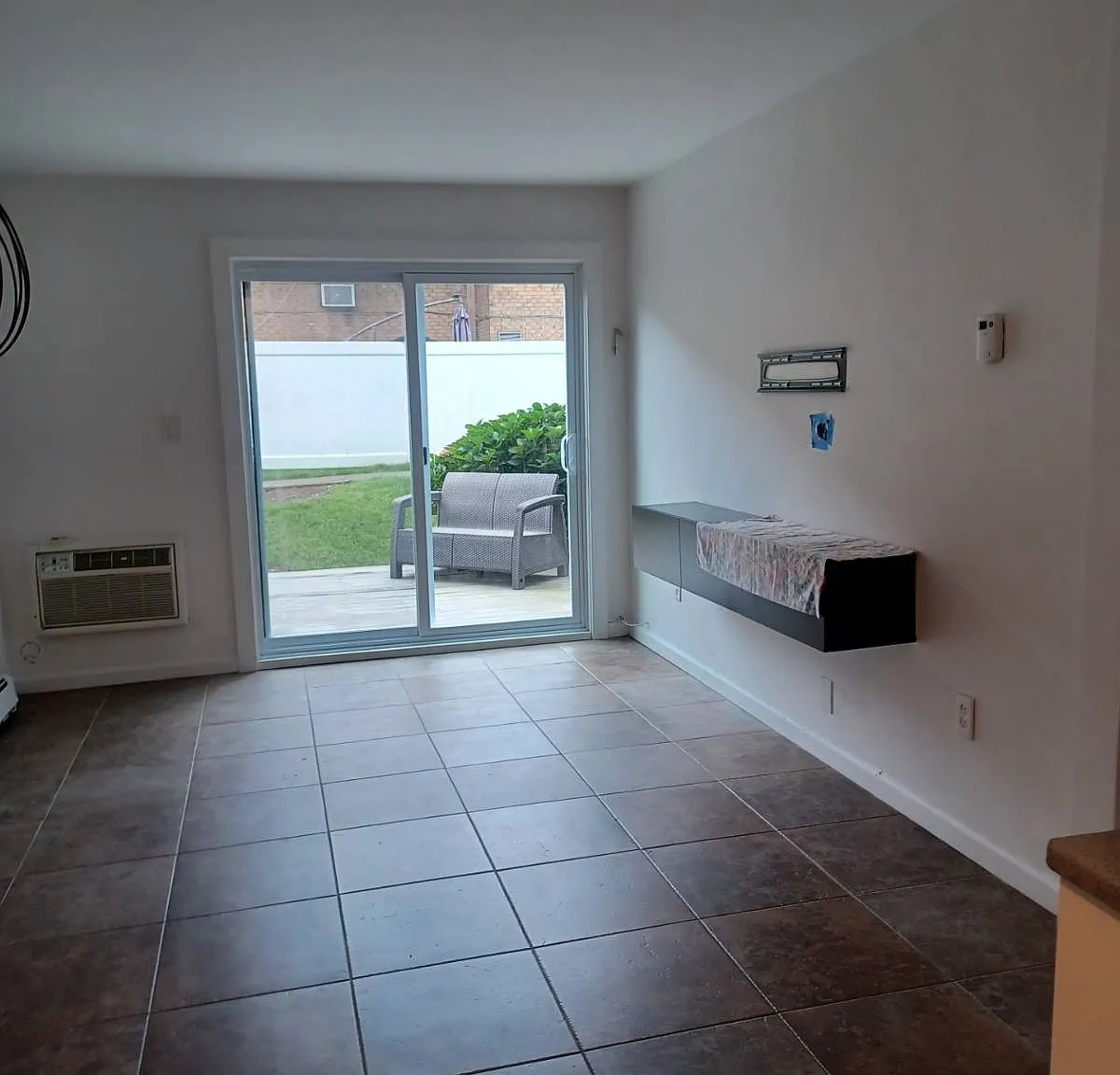 1 bed, 1.0 bath, 600 sqft, $1,950 — Photo 3