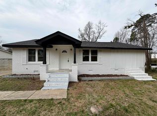205 Seneca Ct, Spartanburg, SC 29301