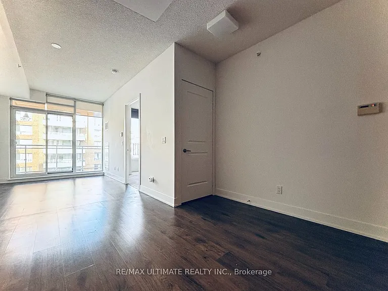 68 Merton St #803 — Photo 11