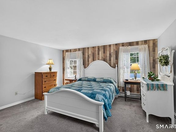 5th image of 127 Helaine Road