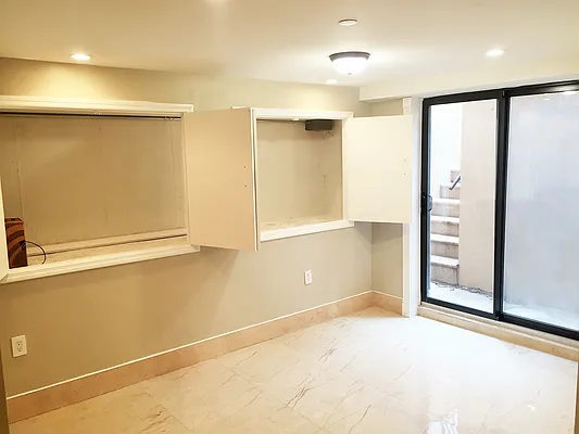 Rented by Remax Real Estate Professionals | media 6