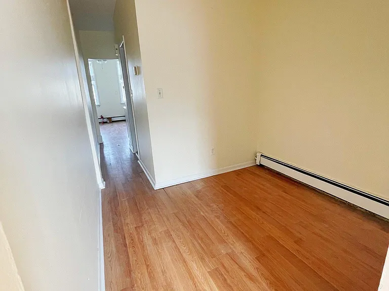 526 Adams St #1N — Photo 4
