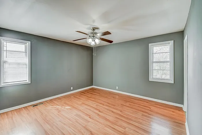 1008 Minor Dr — Photo 7