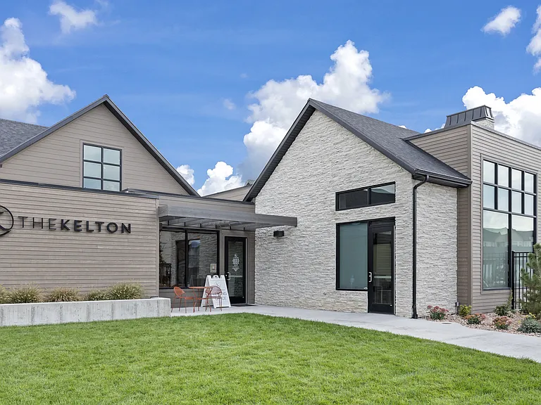 The Kelton Apartments — Photo 28