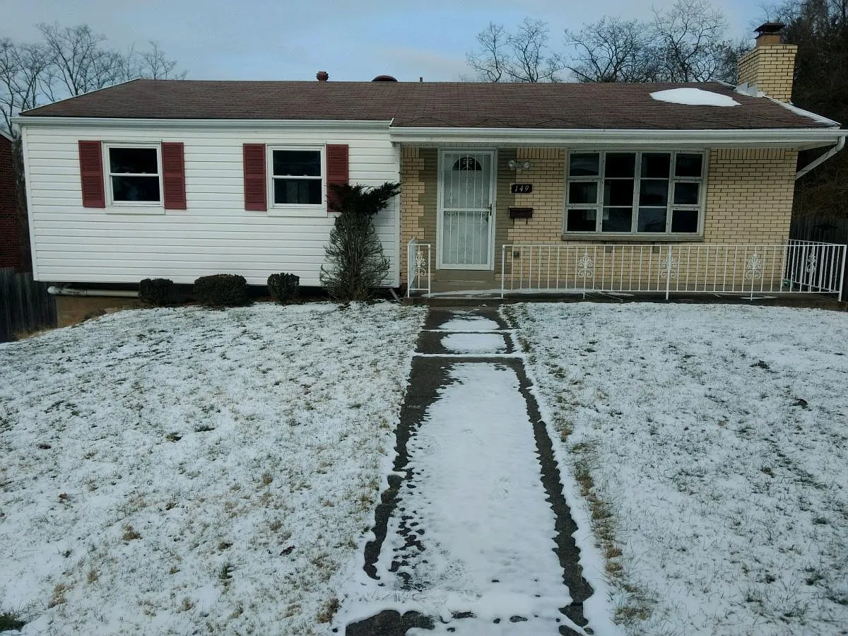 149 Selvin Dr photo 1