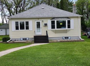 105 E Atlantic Ave, Badger, MN 56714