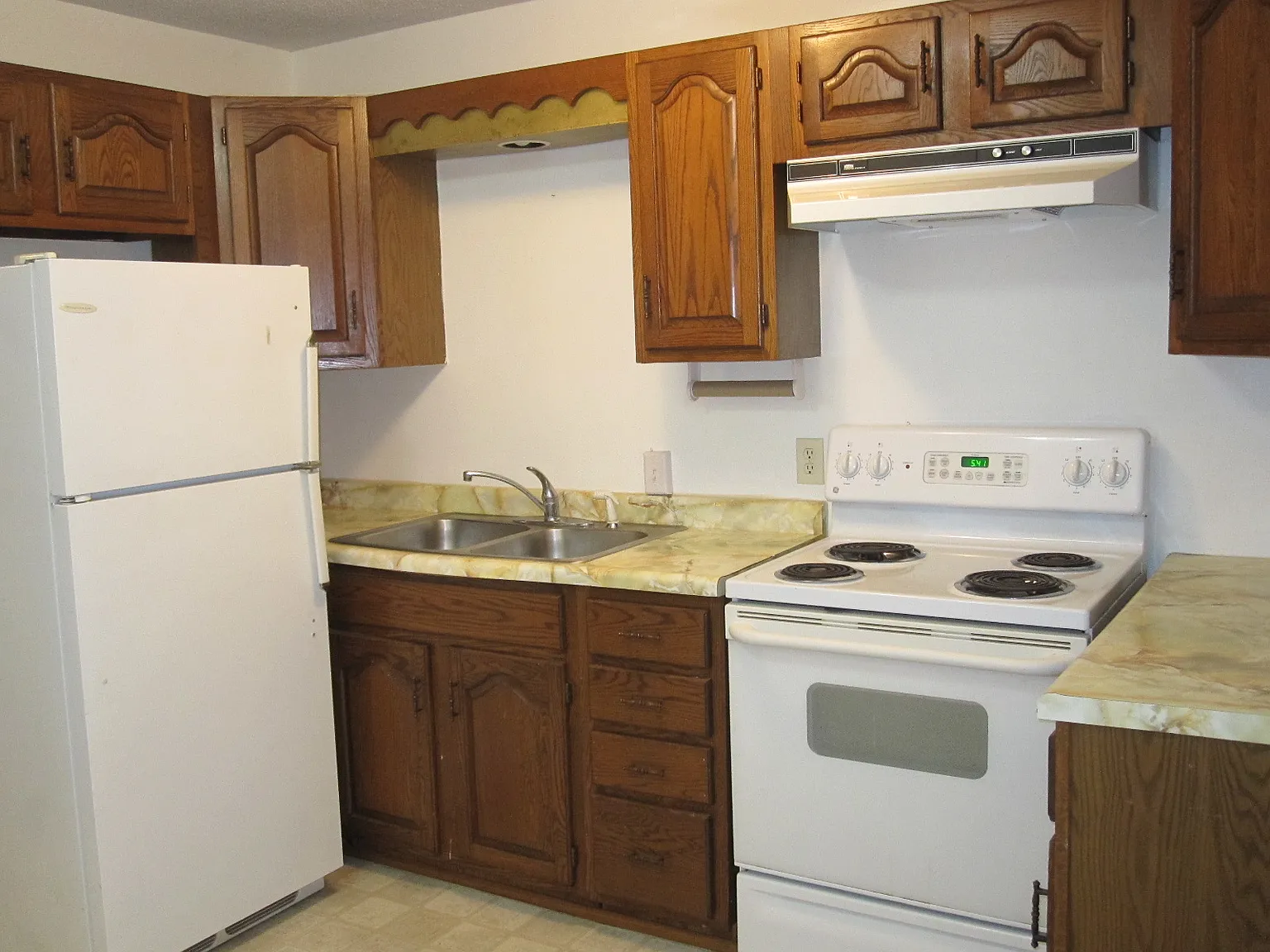 2 bed, $975 — Photo 4