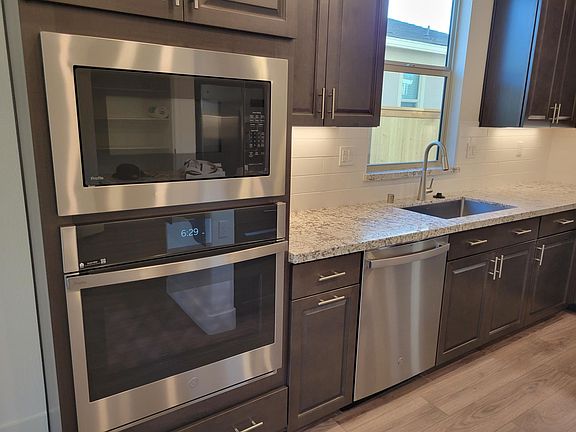 3rd image of 8350 Martinique Ln