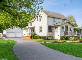 226 Central Ave, Genoa, IL 60135