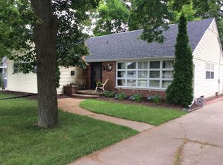 1133 E Glendale Ave, Appleton, WI 54911