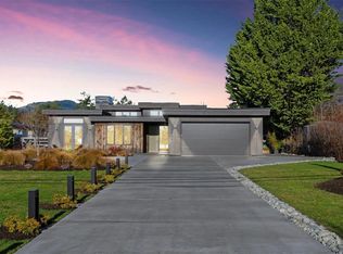 854 Birch Rd, North Saanich, BC V8L 5R9