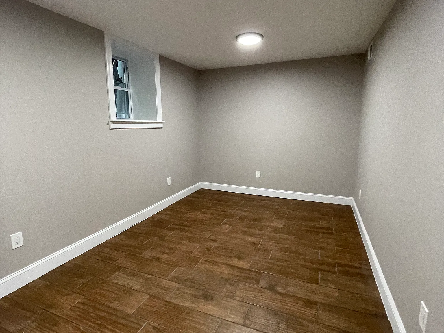 1 bed, 800 sqft, $2,200 — Photo 2