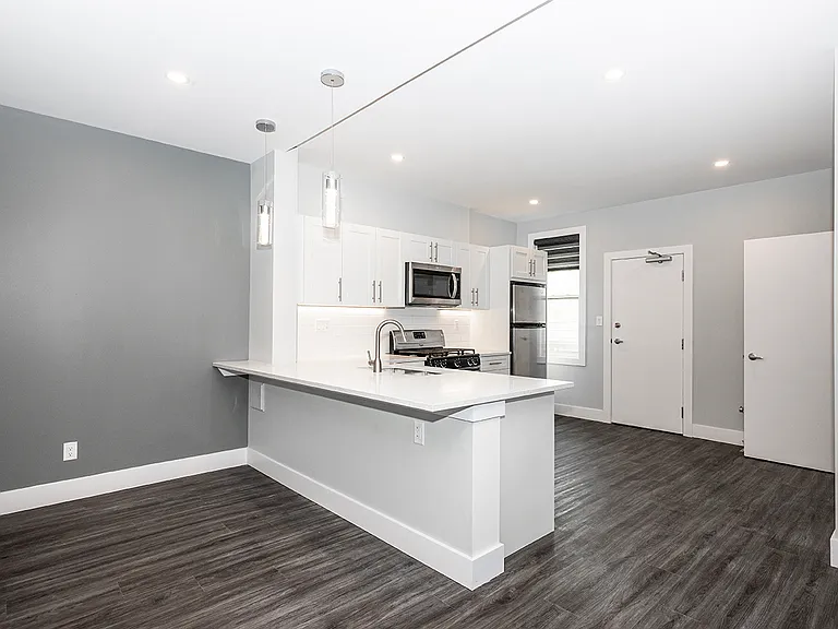 883 Grosvenor Ave #6 — Photo 27
