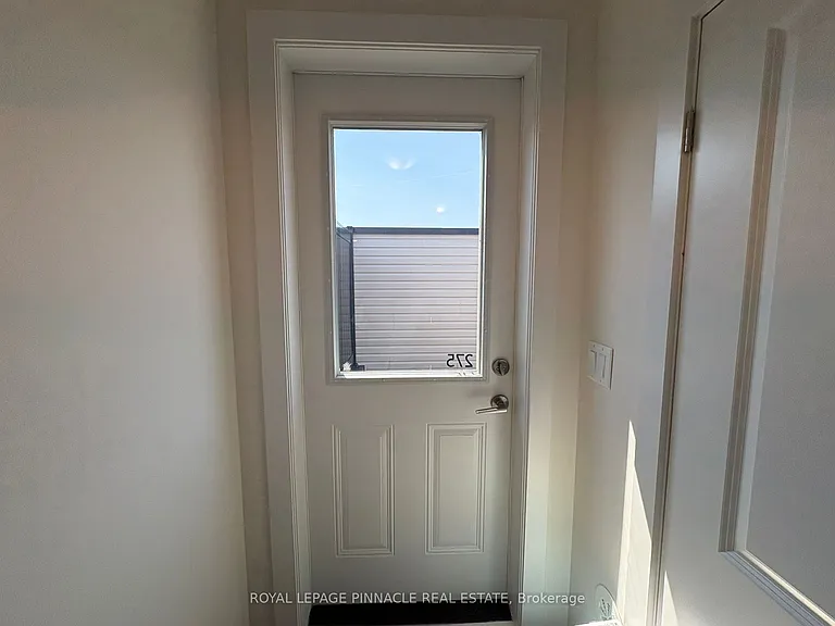 9 Phelps Ln #9 — Photo 25