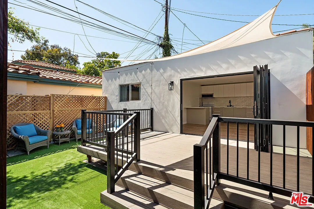 1 bed, 1.0 bath, 450 sqft, $3,400 — Photo 3