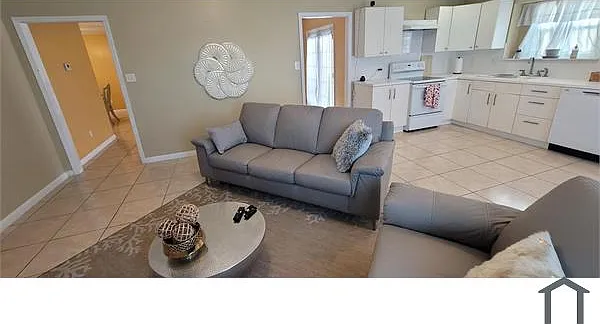 7523 Founders Ct — Photo 11