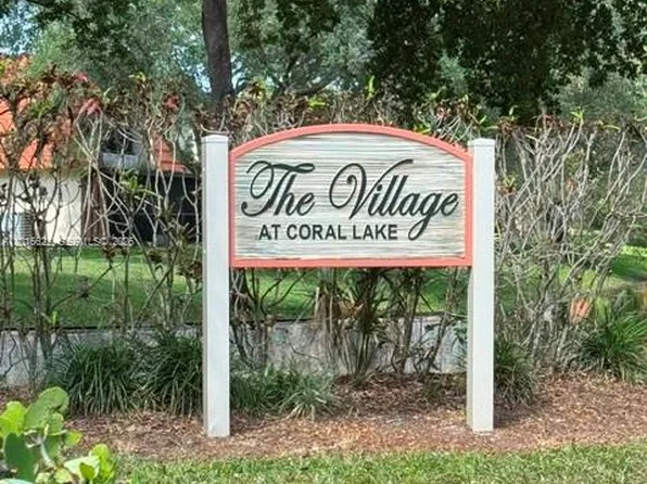 8172 S Coral Cir, North Lauderdale, FL 33068