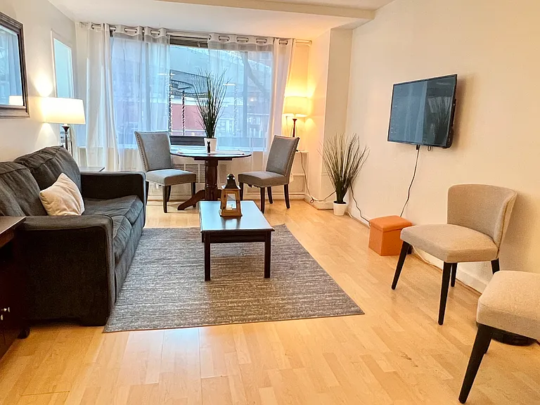 1021 Arlington Blvd #403 — Photo 7