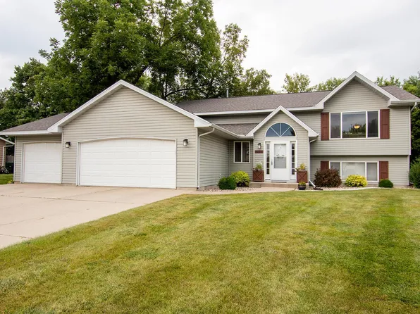 1125 13th Ave NW, Hutchinson, MN 55350