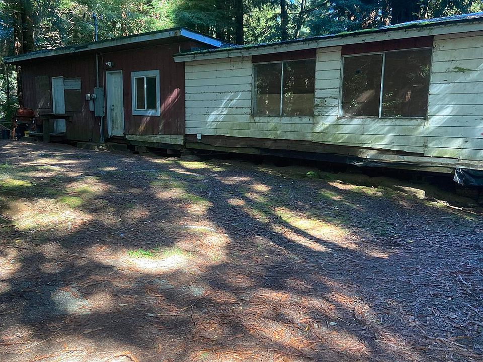 1st image of 2033 Parkway Dr