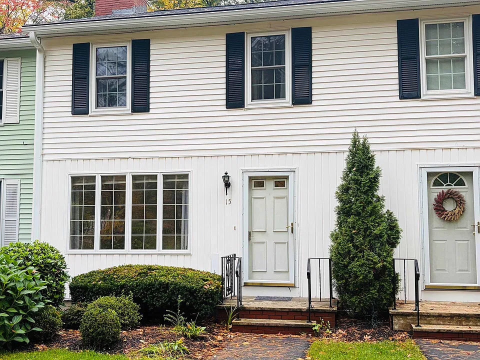 15 Pine Grove Rd