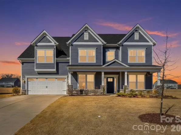 1402 Ashe Meadow Dr, Indian Trail, NC 28079