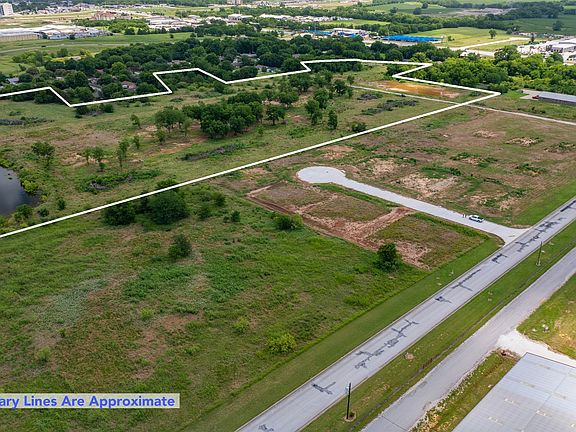 5th image of LOT 6 Apache Cv