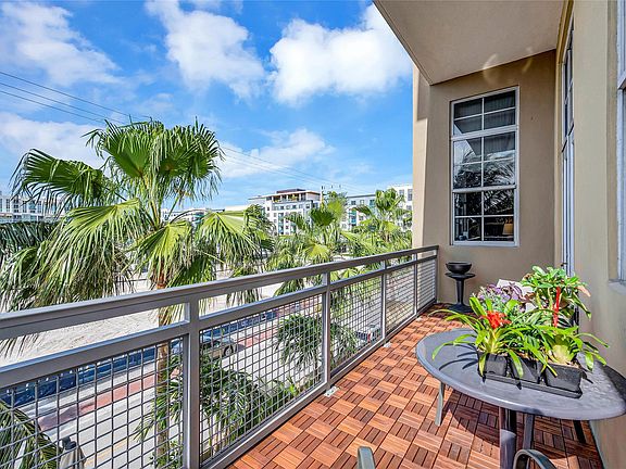 5th image of 444 NW 1st Avenue #301
