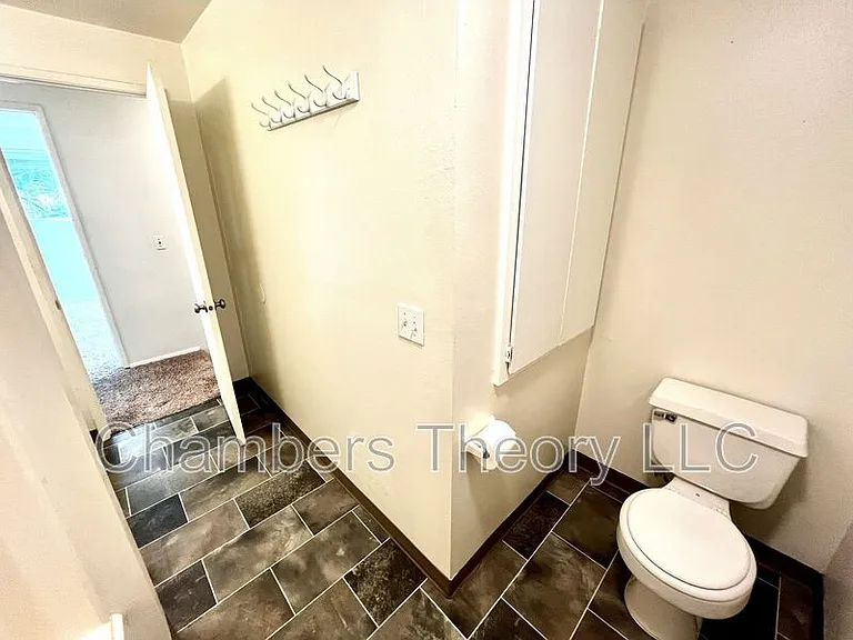 695 SE Centennial St #B — Photo 19