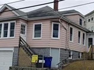 822 Bay St, Fall River, MA 02724