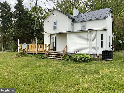 6774 Leeds Manor Rd Photo 1