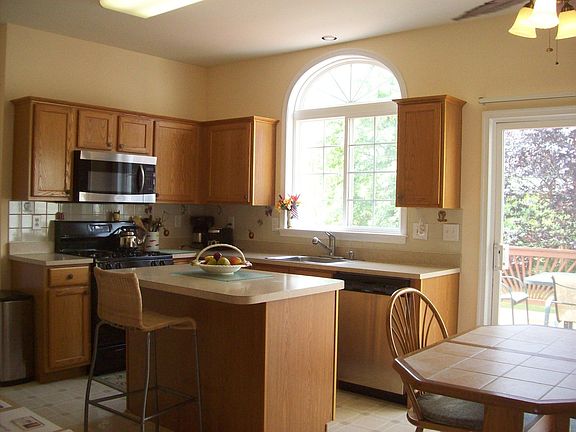 Spacious kitchen