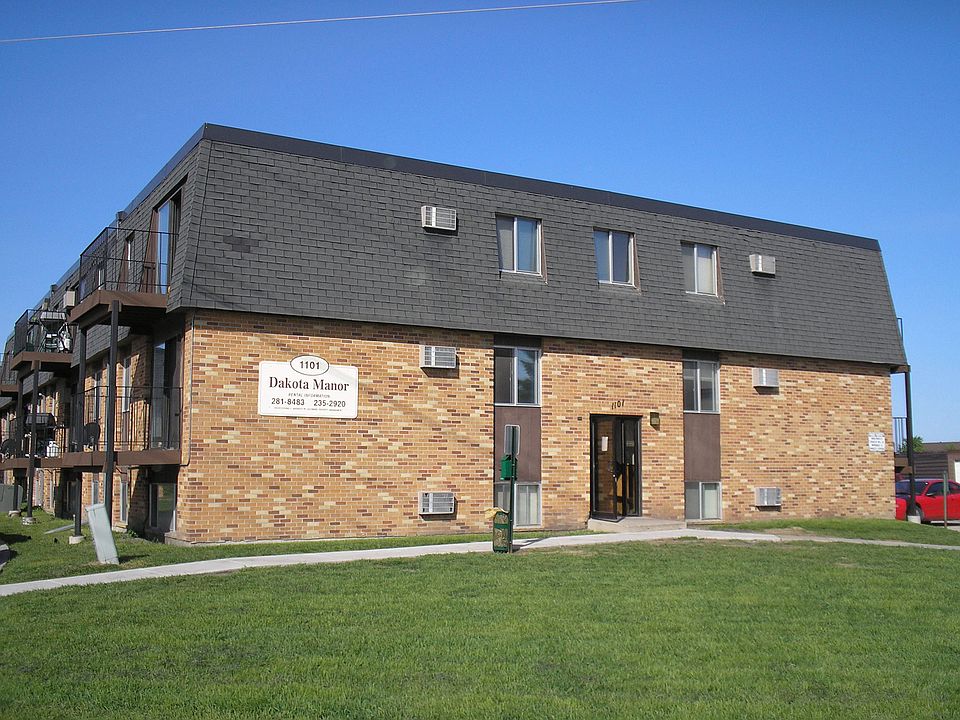 Dakota Manor Apartments ; Fargo, ND
