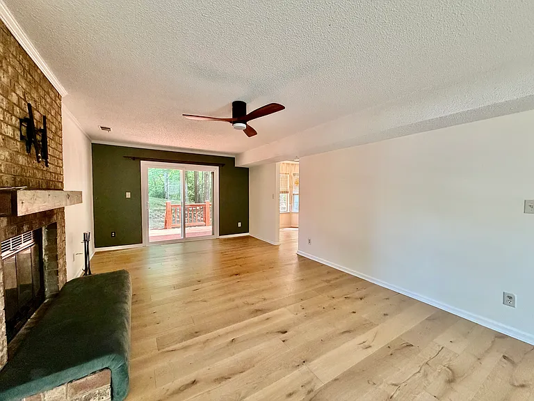 11809 Lansbury Ct — Photo 11