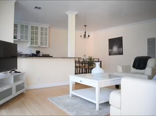 1033 20th St #B, Santa Monica, CA 90403