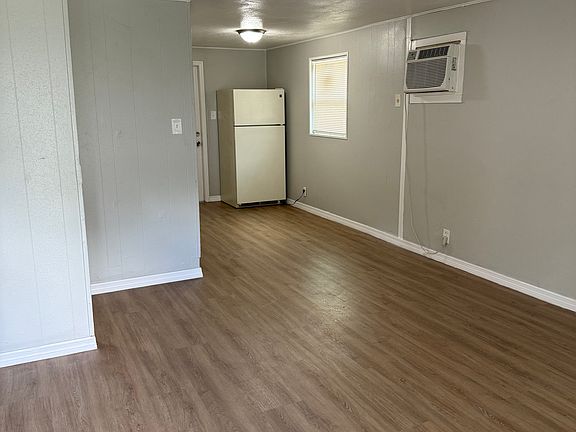 3rd image of 8121 N Alaska St #A