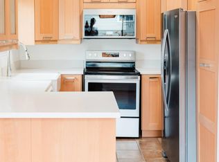 1929 Villaridge Dr #B, Reston, VA 20191