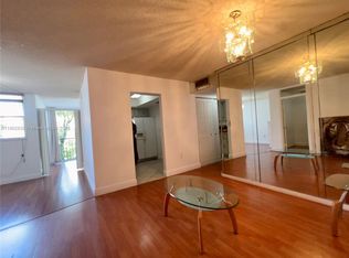 9441 SW 4th St APT 202, Miami, FL 33174