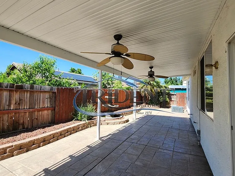 1715 Shoreline Dr — Photo 23