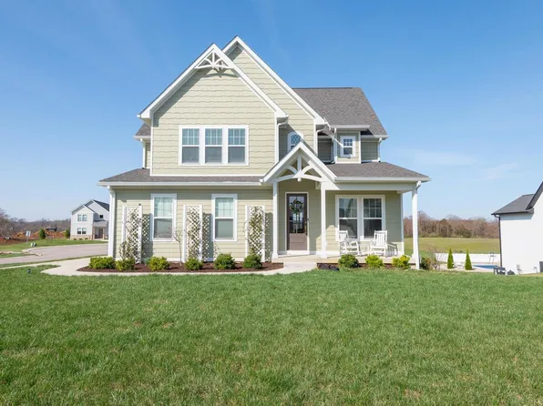 4623 N Triple Crown Dr, Bloomington, IN 47404