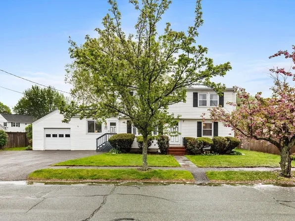 6 Rose Cir, Peabody, MA 01960