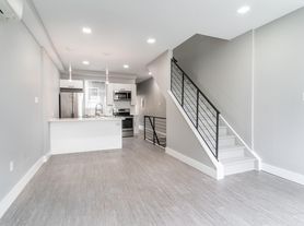 1727 Ingersoll St, Philadelphia, PA