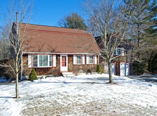 65 Margaret Rd, Middleboro, MA 02346