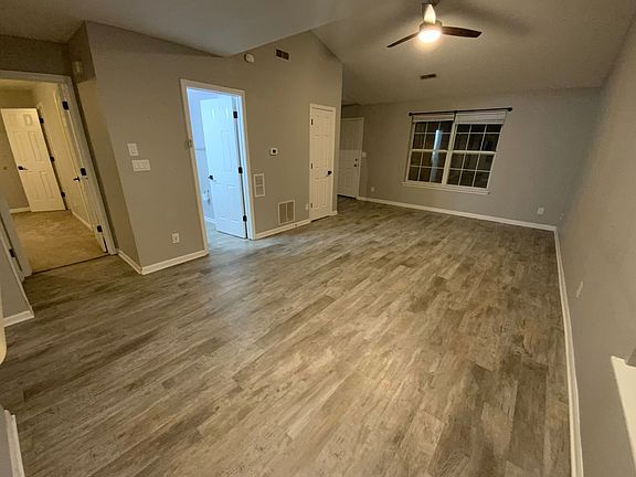 4th image of 3567 Prescott Dr