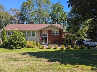 148 Geymer Dr, Mahopac, NY 10541