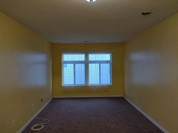 4th image of 209 Beach Breeze Pl Unit B