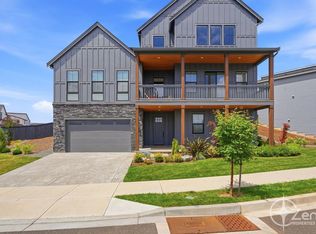 382 W Fir Loop, Washougal, WA 98671