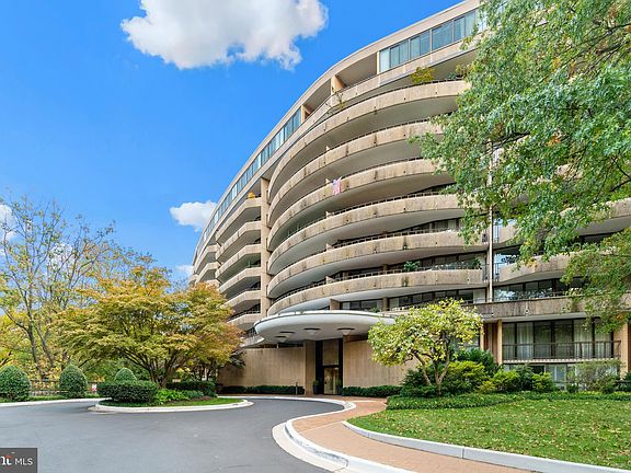 2nd image of 4200 Massachusetts Ave NW APT 102